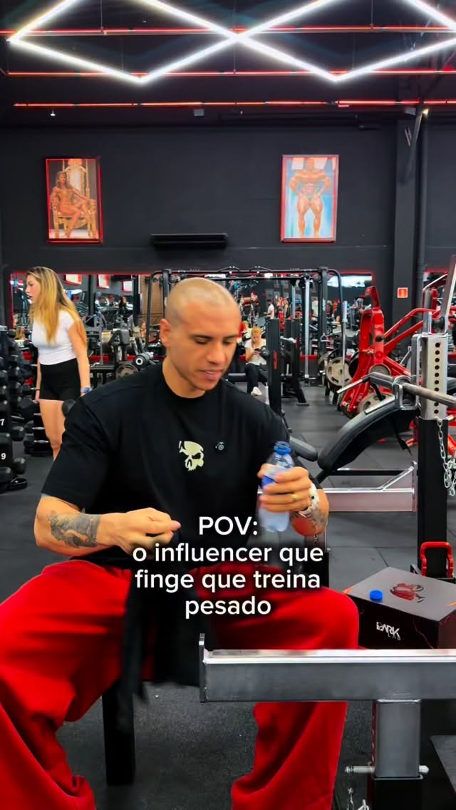 Marque seu amigo que faz isso também 👀